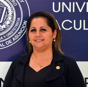 Mg. Claudia Marivel Diaz de Vivar Barreto